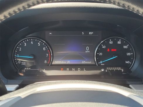 Used 2021 Ford Explorer XLT image 12