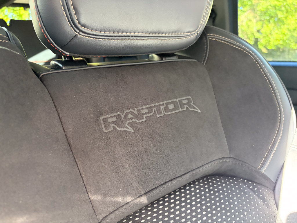 New 2026 Ford Bronco Raptor w/ Interior Carbon Fiber Pack AWD/4WD image 29