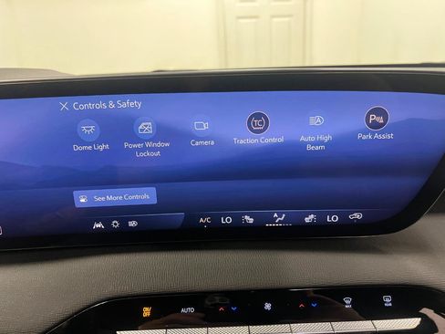 Used 2026 Buick Enclave Preferred AWD/4WD image 67