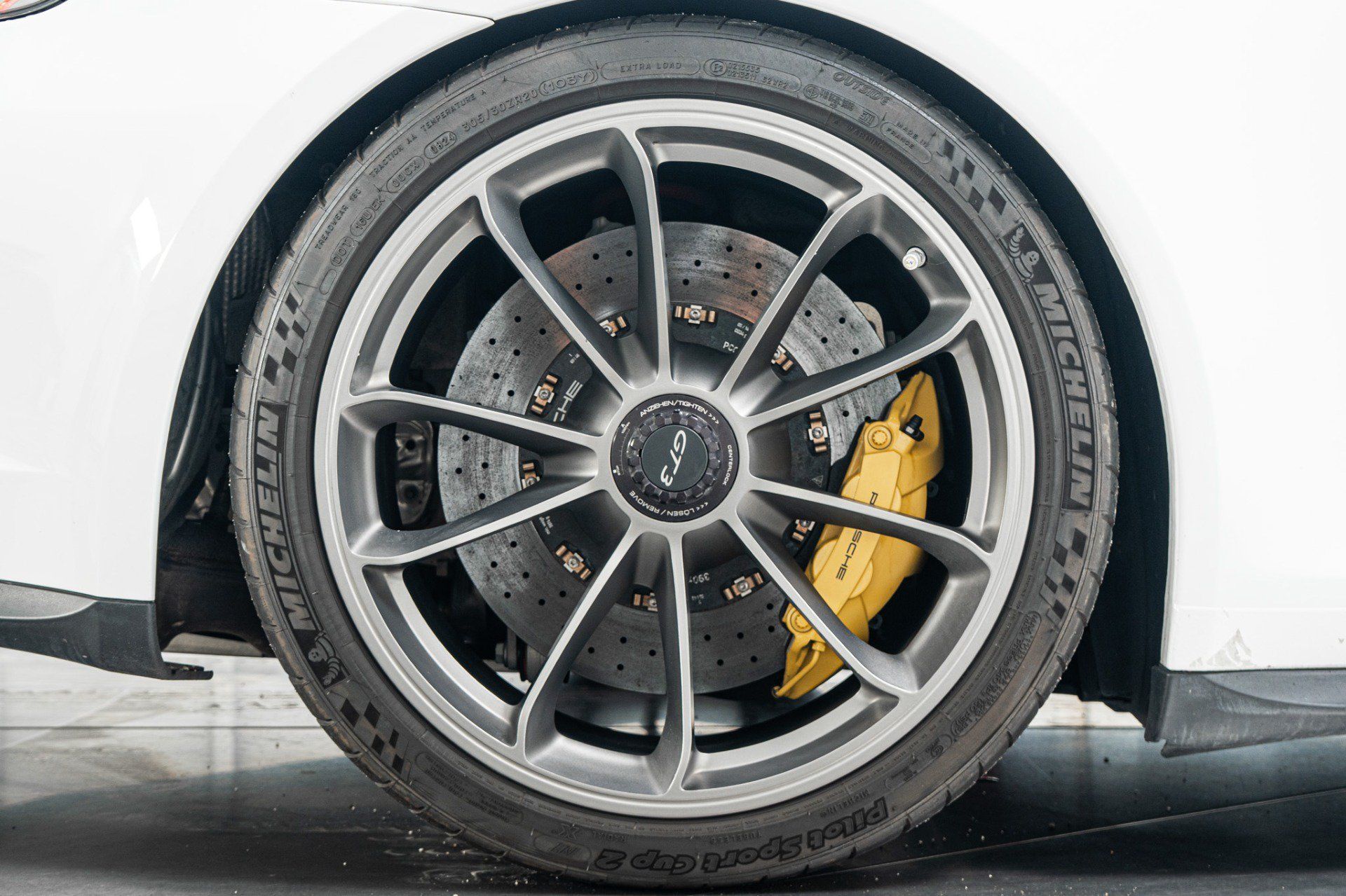 Used 2014 Porsche 911 GT3 RWD image 40