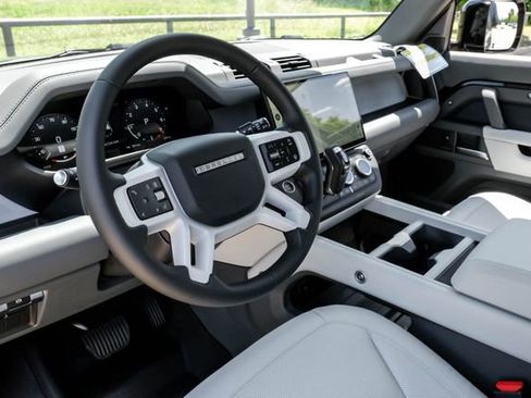 New 2026 Land Rover Defender 110 S AWD/4WD image 2
