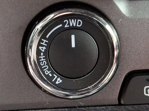 Certified 2023 Toyota Tacoma TRD Off-Road image 25