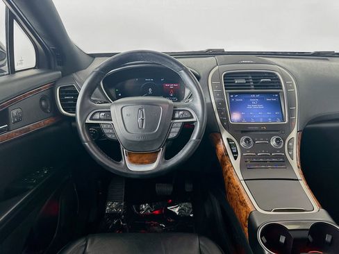 Used 2019 Lincoln Nautilus Reserve AWD/4WD image 16