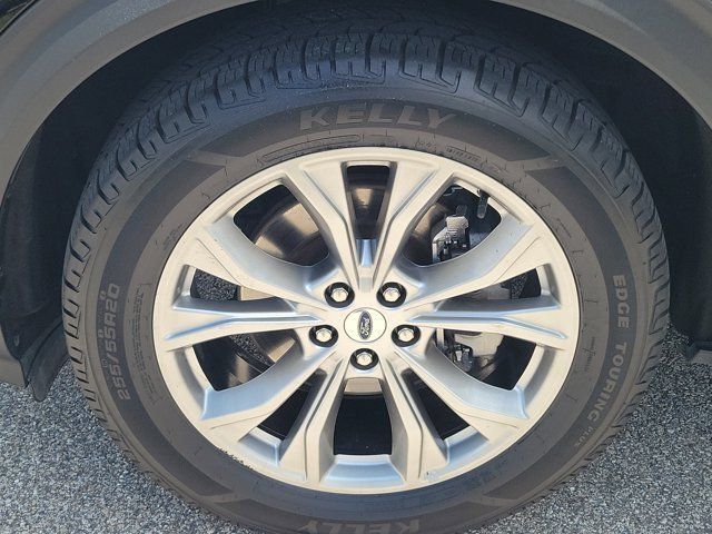 Used 2023 Ford Explorer Limited w/ Equipment Group 301A RWD image 12