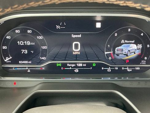 Used 2023 GMC Yukon XL AT4 w/ AT4 Premium Plus Package AWD/4WD image 32