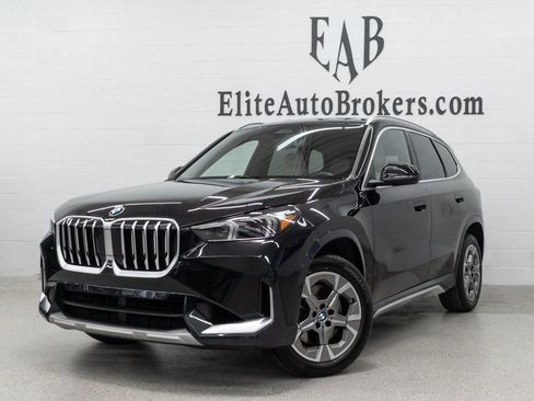 Used 2025 BMW X1 xDrive28i image 1