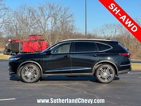Used 2024 Acura MDX SH-AWD w/ Advance Package image 4
