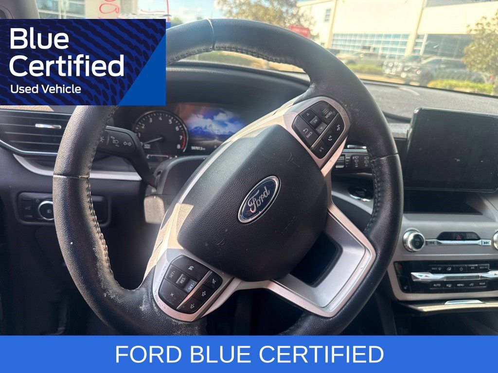Certified 2023 Ford Explorer XLT w/ Equipment Group 202A RWD image 9