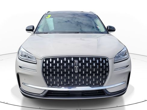 Used 2023 Lincoln Corsair Reserve w/ Equipment Group 201A image 2