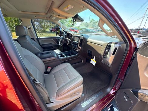Used 2016 GMC Sierra 3500 Denali w/ Duramax Plus Package AWD/4WD image 13