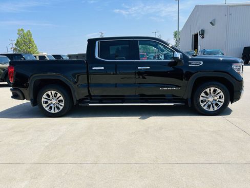Used 2023 GMC Sierra 1500 Denali w/ Technology Package AWD/4WD image 45