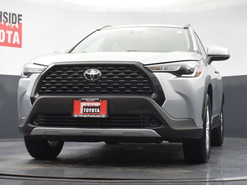 Used 2022 Toyota Corolla Cross LE AWD/4WD image 29