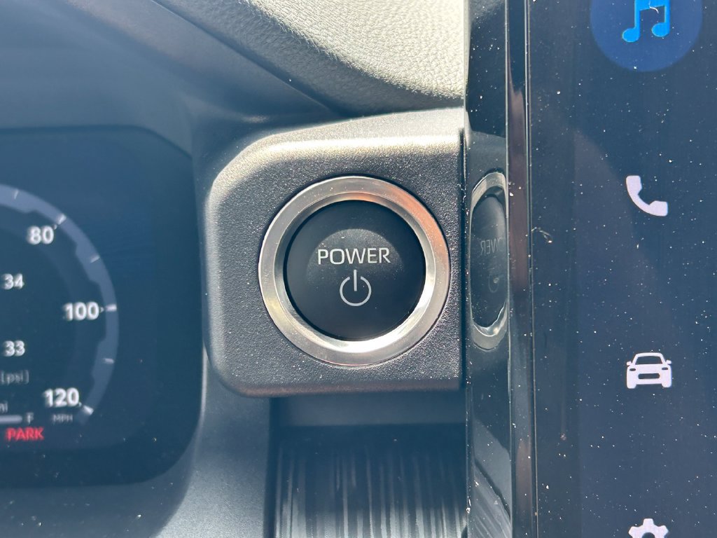 Certified 2025 Toyota 4Runner Platinum AWD/4WD image 33