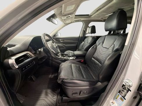 Used 2022 Kia Telluride SX w/ SX Prestige Package AWD/4WD image 19