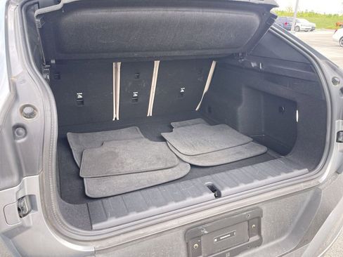 Used 2025 BMW X2 xDrive28i AWD/4WD image 4