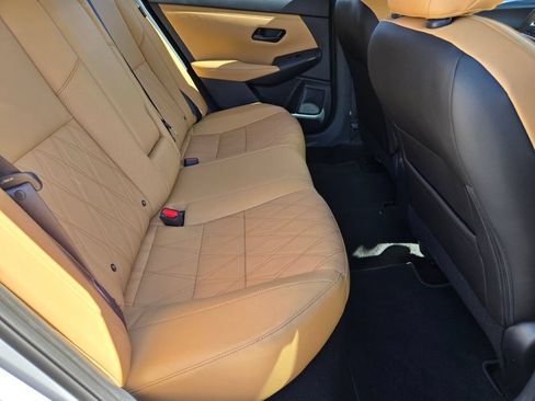 Certified 2024 Nissan Sentra SV w/ SV Premium Package FWD image 18