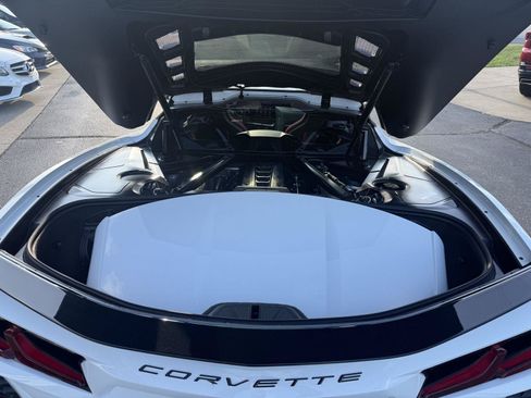 Used 2023 Chevrolet Corvette Stingray Coupe RWD image 44