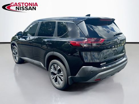 Used 2022 Nissan Rogue SV FWD image 6