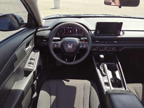 Used 2024 Honda Accord EX image 25