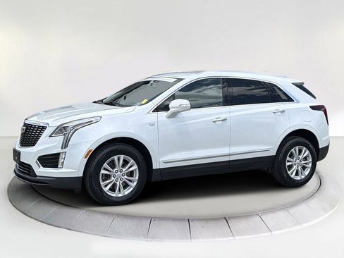 Certified 2022 Cadillac XT5 Luxury FWD image 1