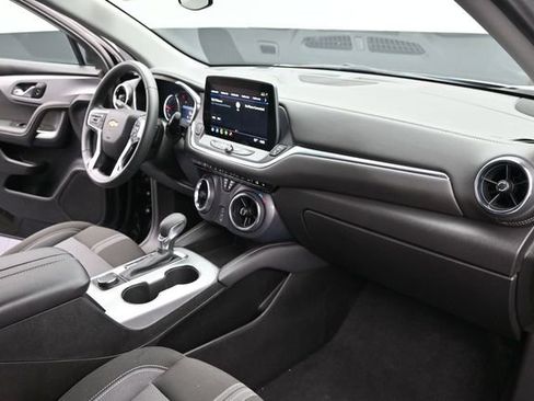 Used 2025 Chevrolet Blazer LT FWD image 36