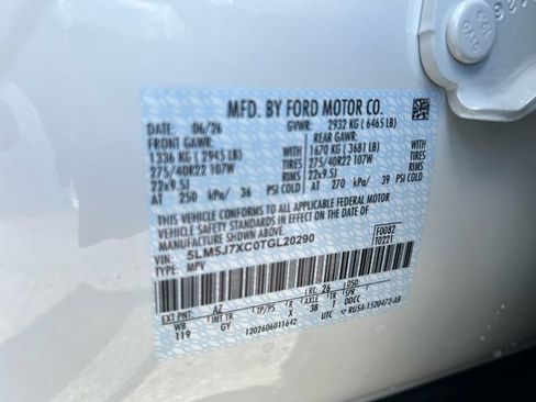 New 2026 Lincoln Aviator Reserve AWD/4WD image 39