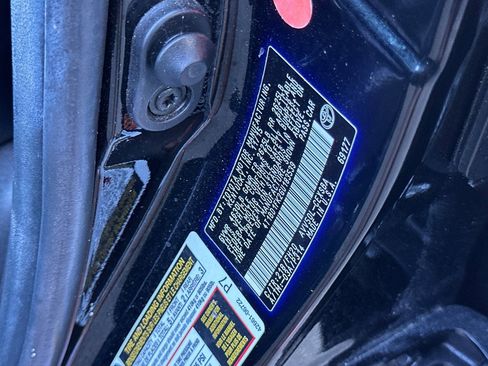 Used 2016 Toyota Camry SE image 34