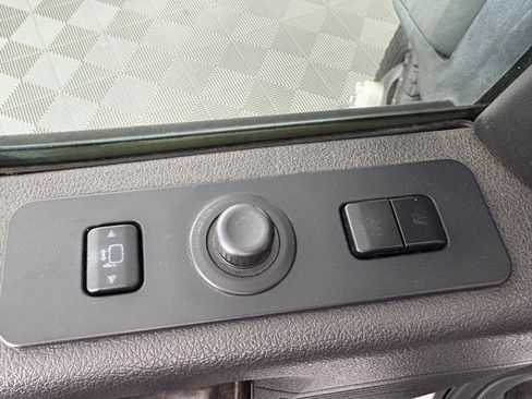 Used 2015 Ford F350 Platinum image 17