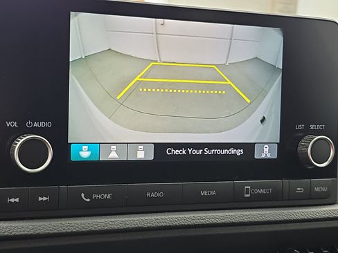 Certified 2025 Honda CR-V Sport image 22