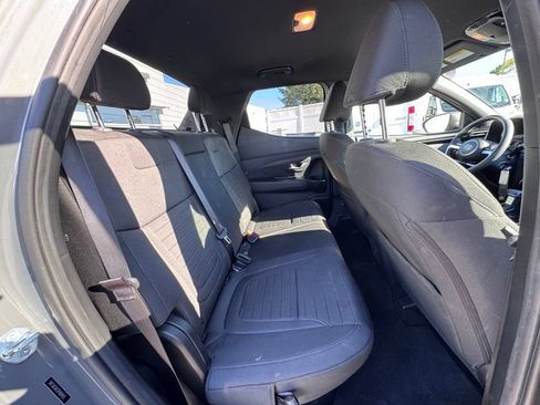 Used 2023 Hyundai Santa Cruz SE AWD/4WD image 20