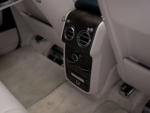Used 2019 Rolls-Royce Cullinan AWD/4WD image 74