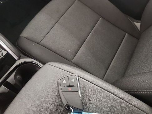 Used 2024 Chevrolet Colorado Trail Boss w/ Technology Package image 20