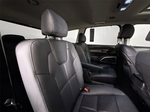 Used 2022 Kia Telluride EX w/ EX Premium Package image 41