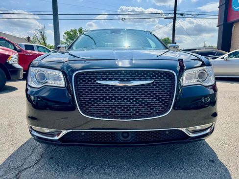 Used 2017 Chrysler 300 C w/ Safetytec Plus Group image 8