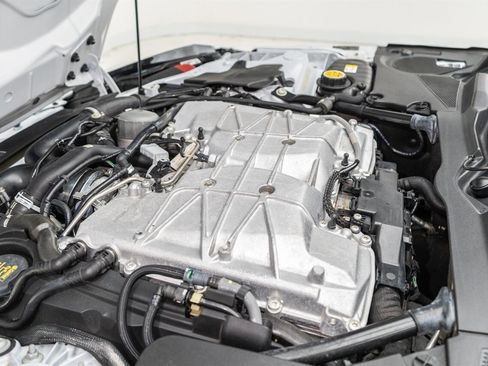 Used 2020 Jaguar F-TYPE SVR image 70