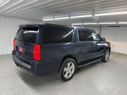 Used 2017 Chevrolet Suburban LT AWD/4WD image 7