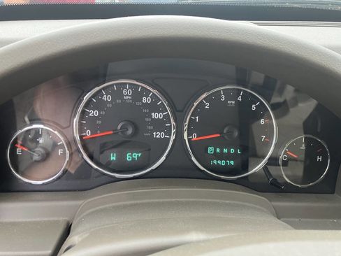 Used 2008 Jeep Liberty Sport w/ Popular Equipment Group AWD/4WD image 4