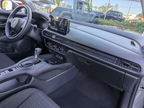 Certified 2026 Honda HR-V LX image 21