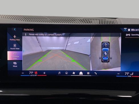 Certified 2026 BMW 530i xDrive w/ Premium Package AWD/4WD image 24