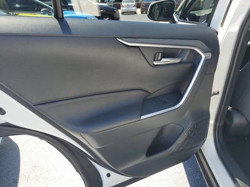 Used 2019 Toyota RAV4 XLE w/ Convenience Package AWD/4WD image 27