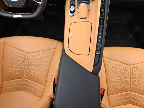 Used 2025 Chevrolet Corvette Z06 image 7