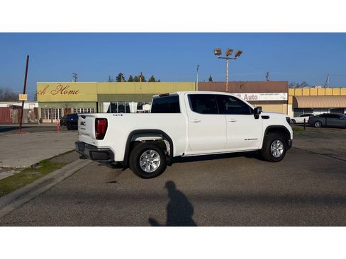 Used 2023 GMC Sierra 1500 SLE image 3