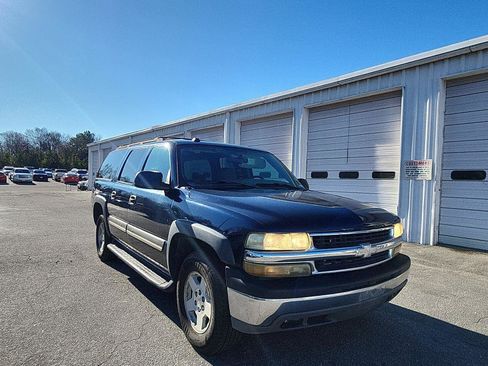 Used 2004 Chevrolet Suburban LS w/ Preferred Equipment Group image 7