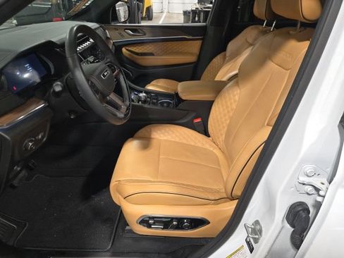 Used 2025 Jeep Grand Cherokee L Summit w/ MOPAR Finishing Package AWD/4WD image 13