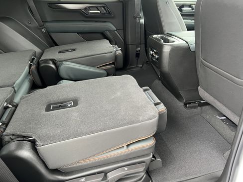 New 2026 GMC Yukon AT4 image 27