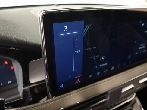 New 2026 Lincoln Corsair Premiere image 8