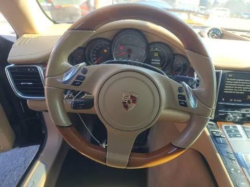 Used 2012 Porsche Panamera S image 12
