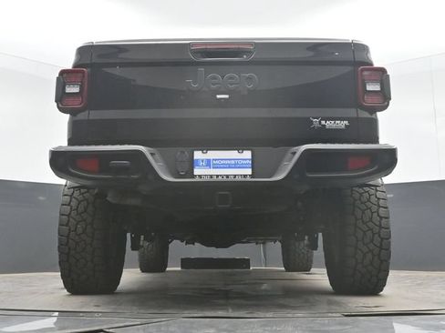 Used 2023 Jeep Gladiator Overland AWD/4WD image 34