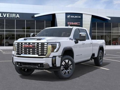 New 2026 GMC Sierra 3500 Denali w/ Denali Reserve Package AWD/4WD image 6
