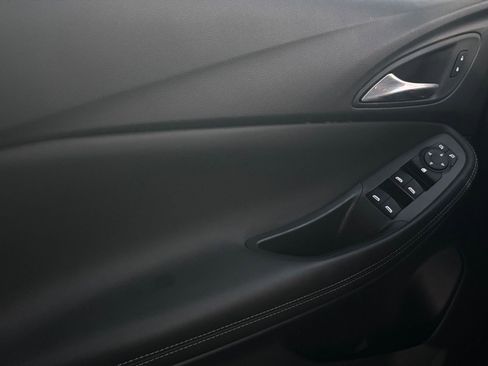 Used 2025 Buick Encore GX Preferred image 18